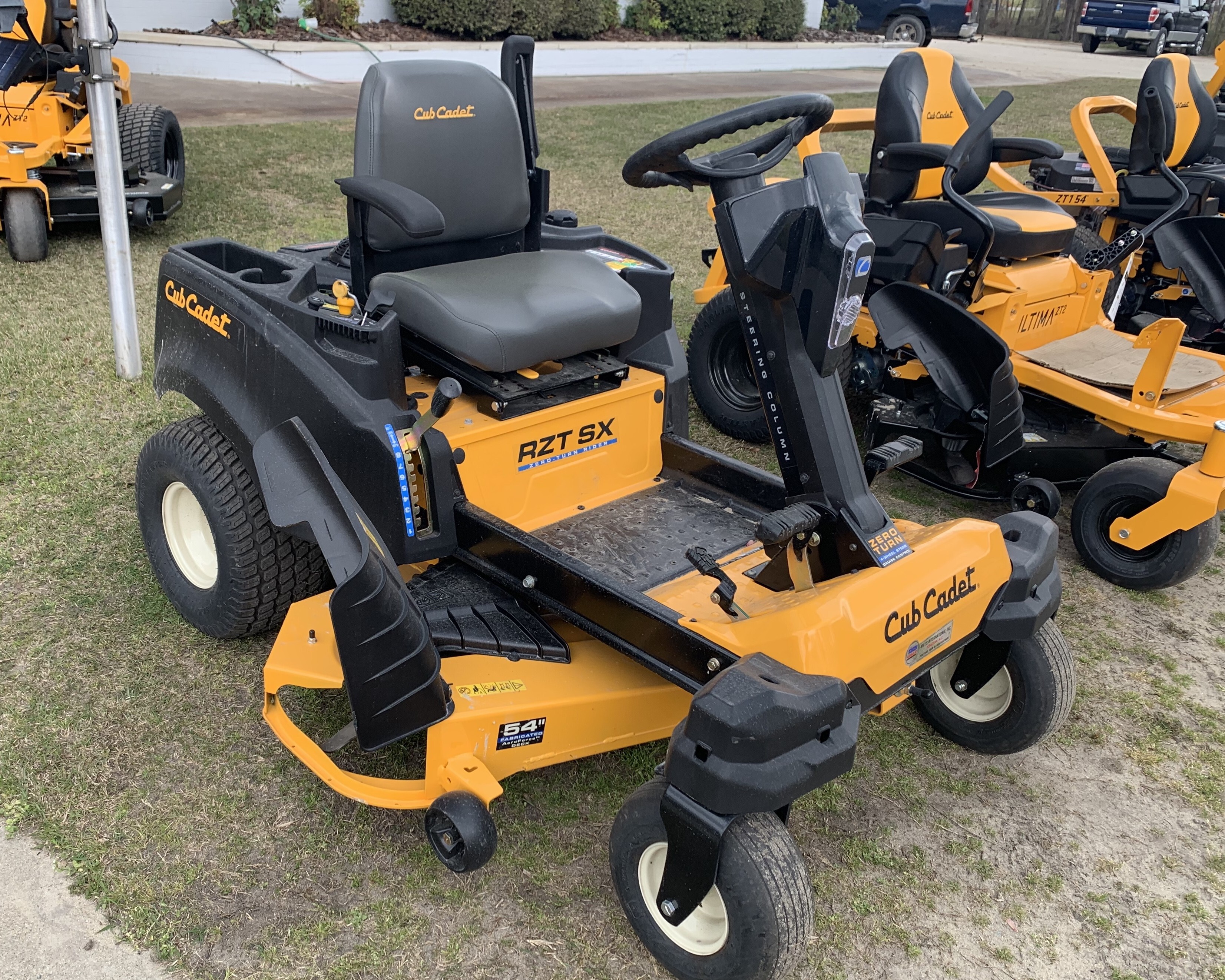 Sx 54 Cub Cadet Z Force Zero Turn Riding Mower Cub Cadet Rzt Sx 54 Cub