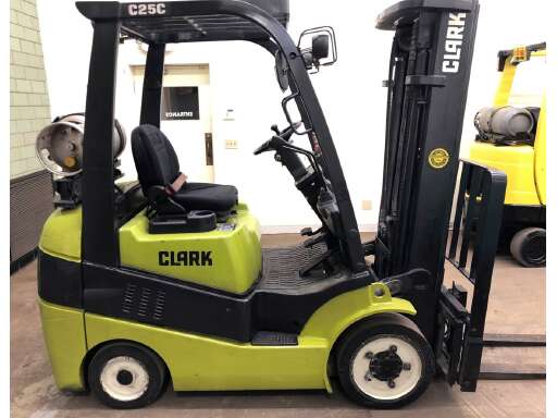 2015 CLARK C25C