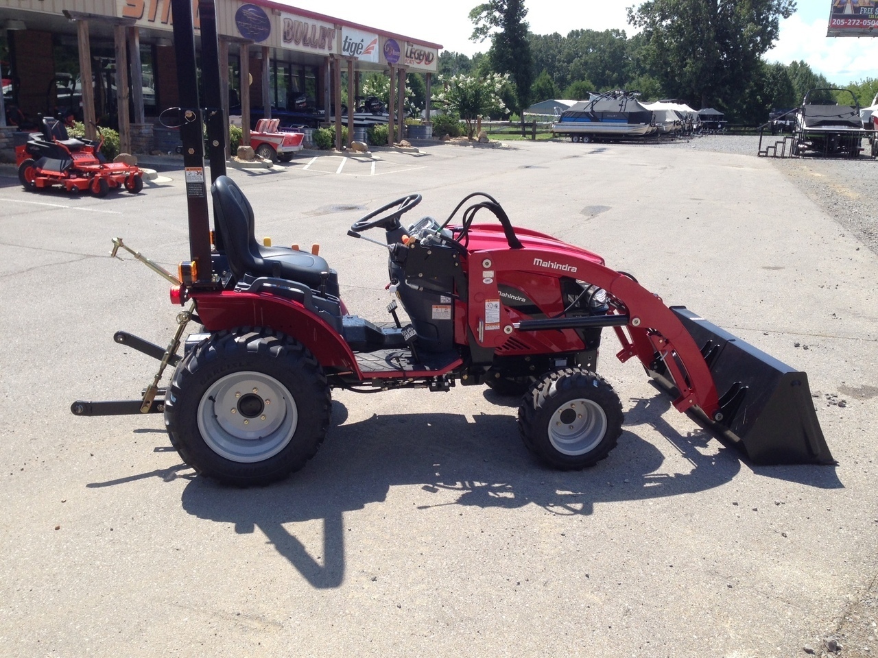 0 Mahindra Emax 22S 4wd Gear (22hp) Ml For Sale in - Equipment Trader