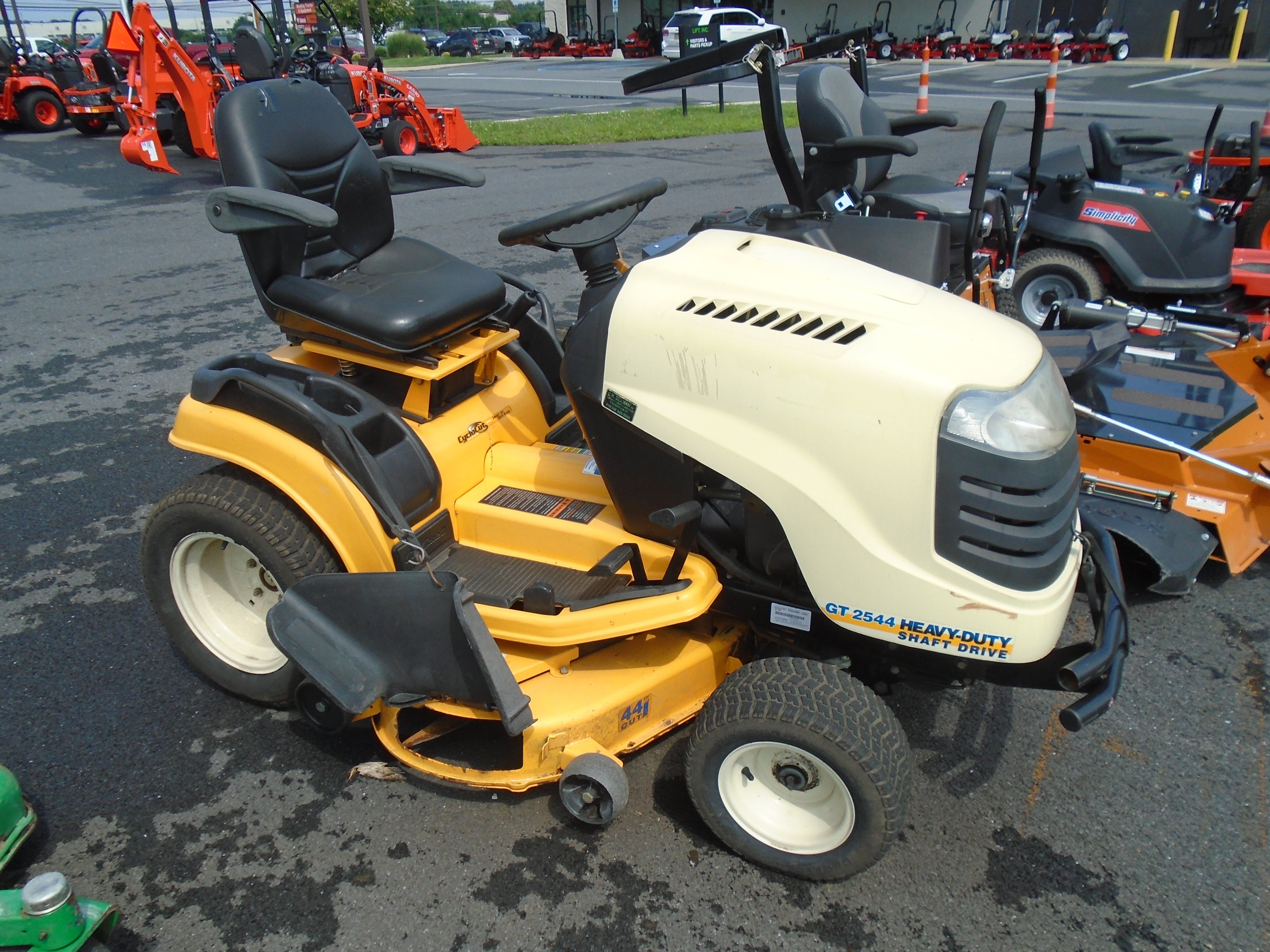 2007 Cub Cadet Gt 2544 For Sale in Leesport, PA