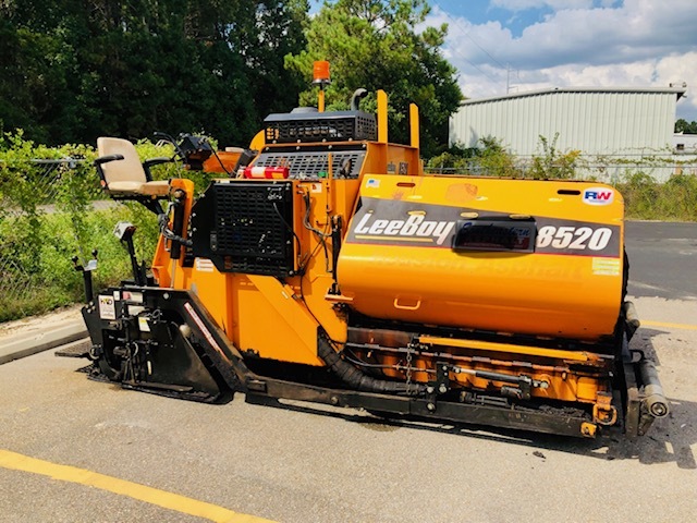 2017 Leeboy 8520 Asphalt Paver For Sale in Purvis, MS Equipment Trader