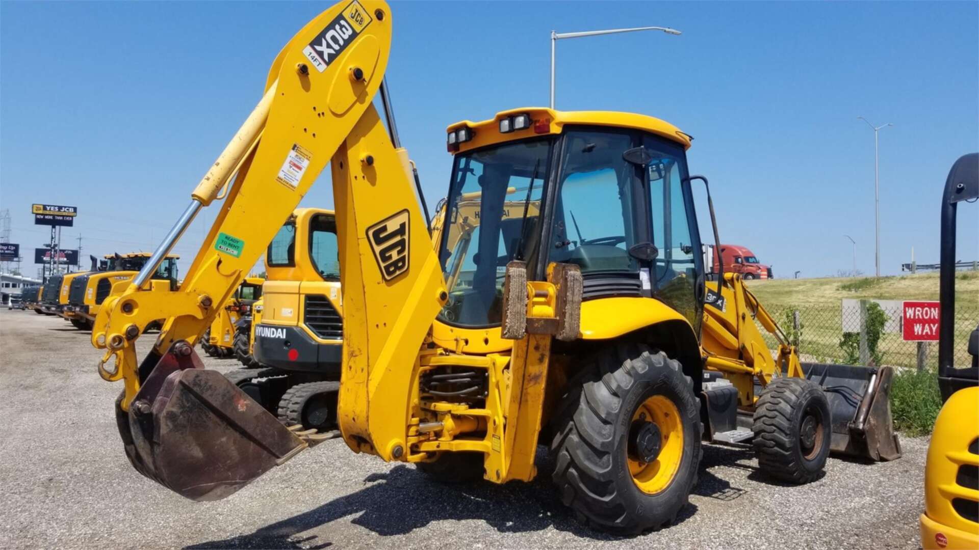 2009 Jcb 3CX 14 Ft For Sale in Menomonee Falls, WI Equipment Trader