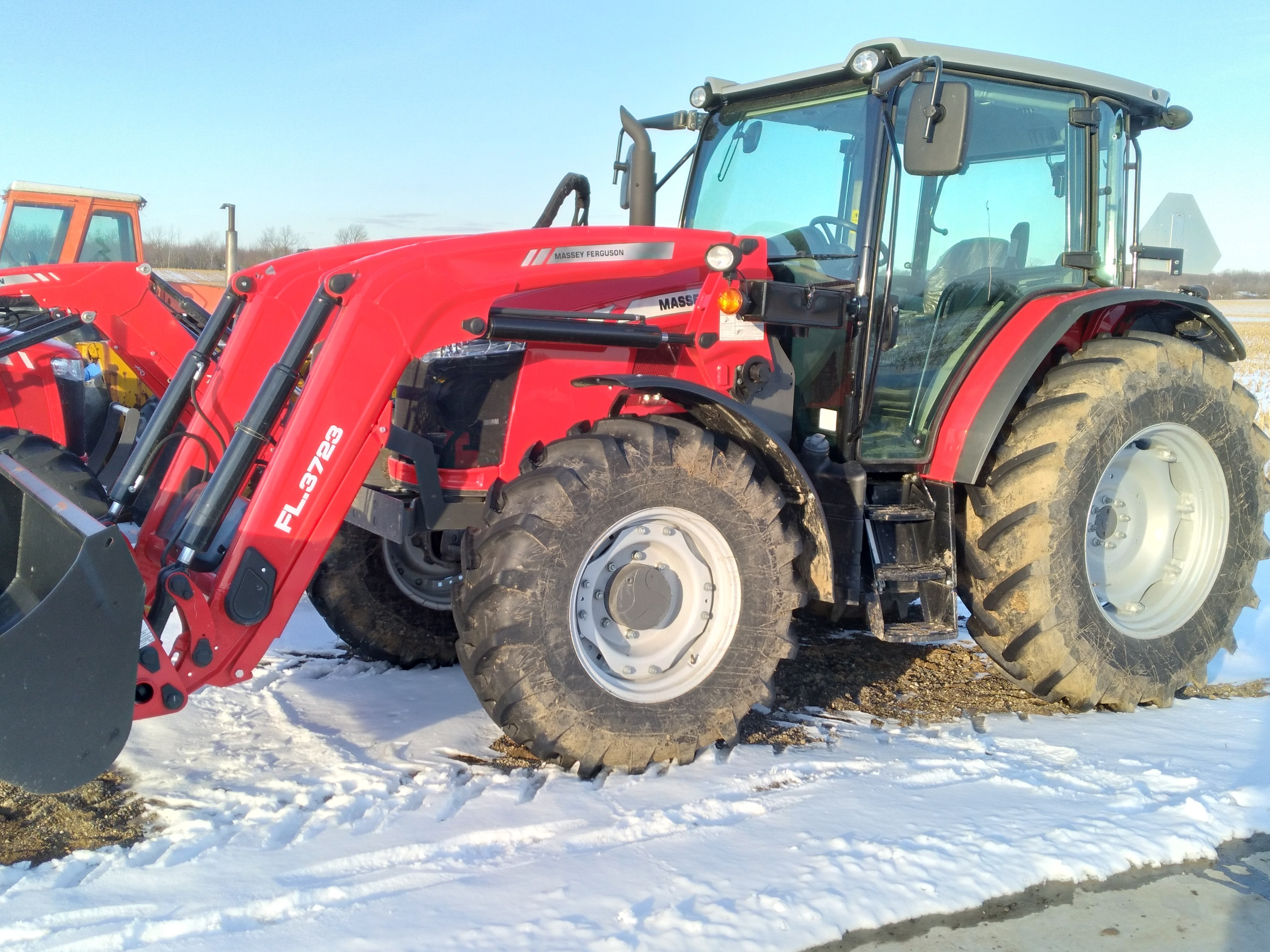 Michigan 1635 For Sale Massey Ferguson 1635 Tractors Equipment Trader