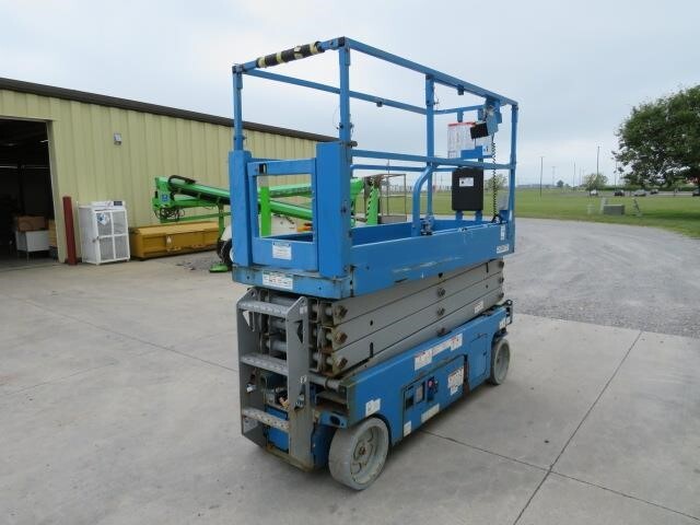 2017 Genie GS-2632