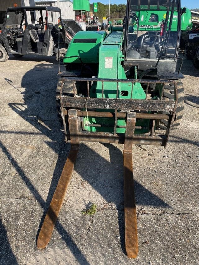 2017 Genie GTH-5519
