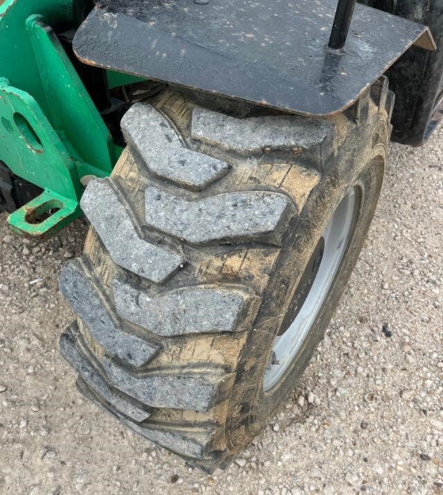 2017 Genie GTH-5519