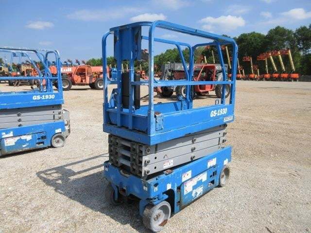 2017 Genie GS-1930