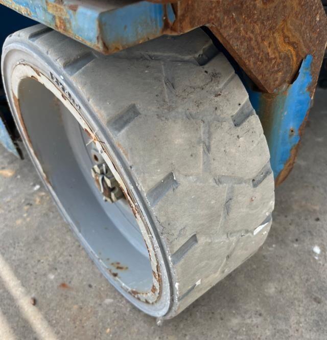 2018 Genie GS-1930