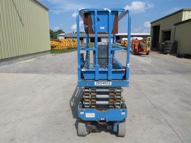2018 Genie GS-1930
