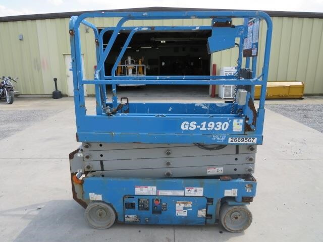 2018 Genie GS-1930