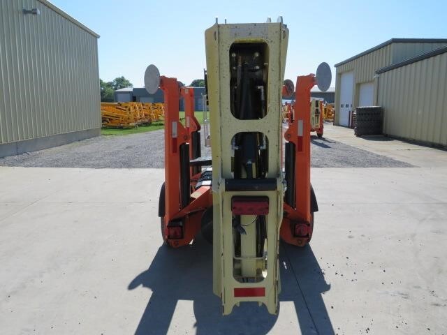 2018 JLG T500J