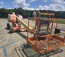 2016 JLG 400S