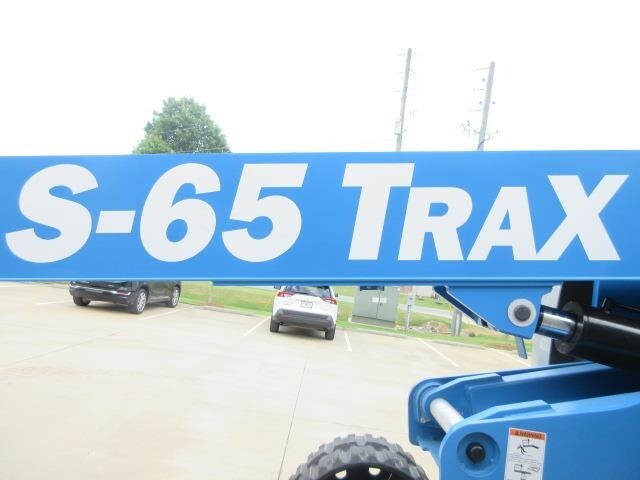 2025 Genie S-65 Trax