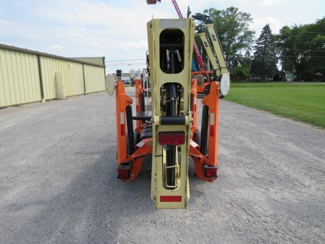 2018 JLG T350