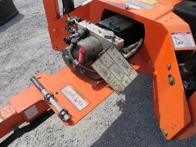 2018 JLG T350