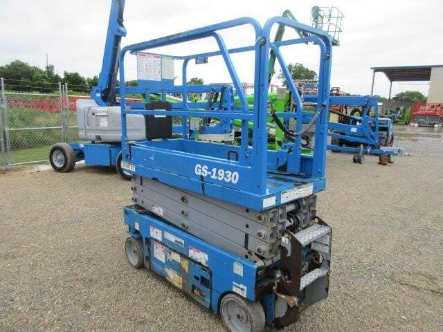 2018 Genie GS-1930