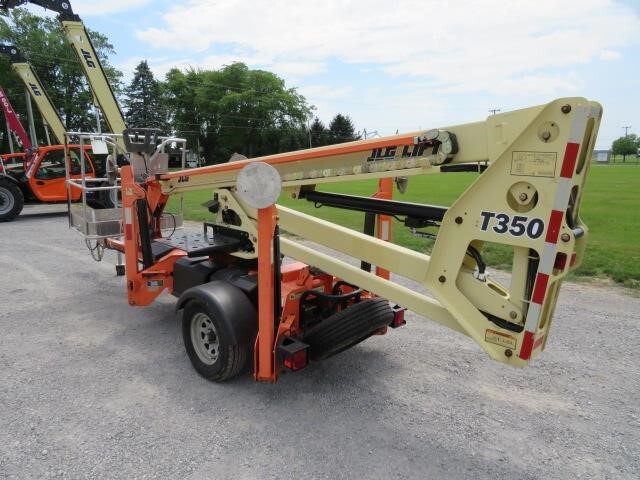 2018 JLG T350