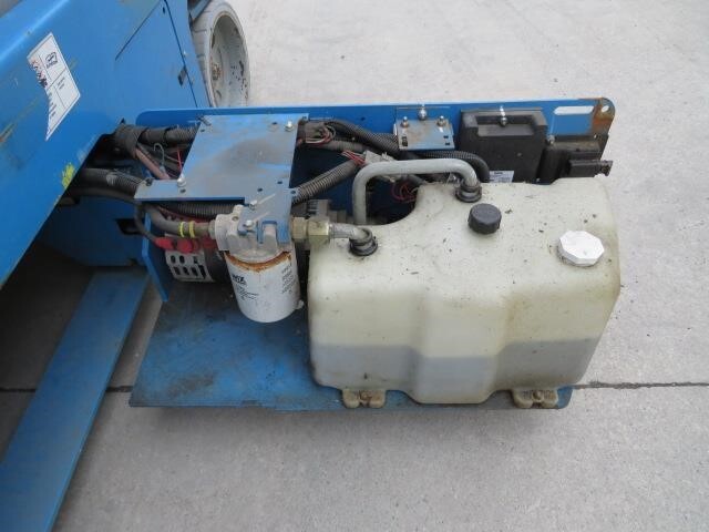 2017 Genie GS-2632