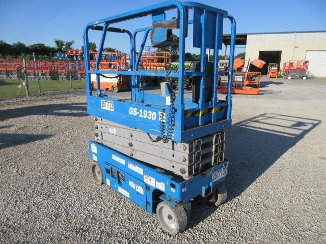 2018 Genie GS-1930