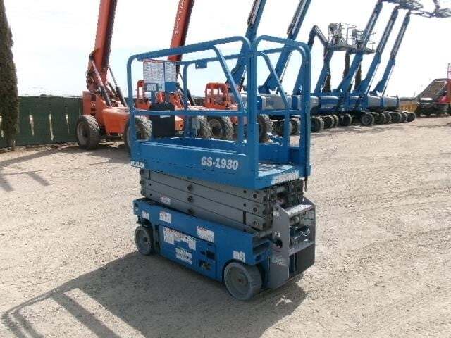 2018 Genie GS-1930