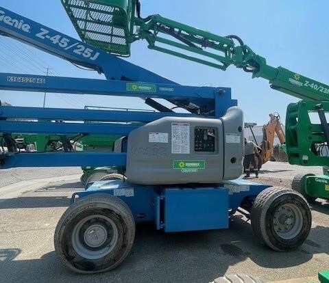 2016 Genie Z-45/25J DC
