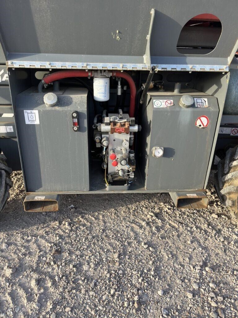 2018 Skyjack SJ-6832RT