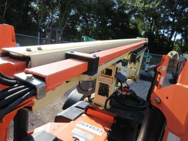 2018 JLG T350
