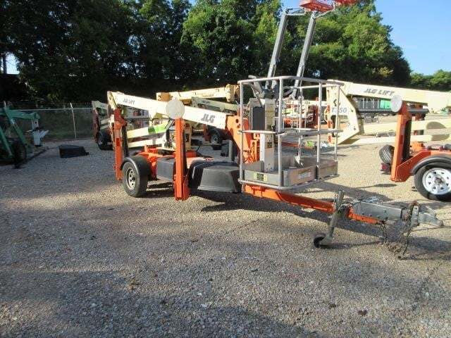 2018 JLG T350