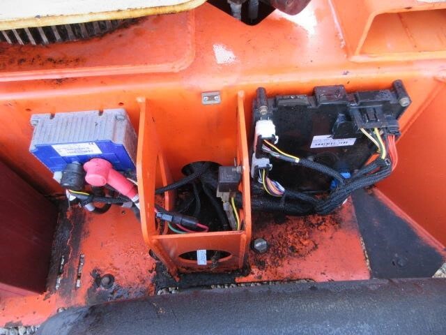 2018 JLG T350