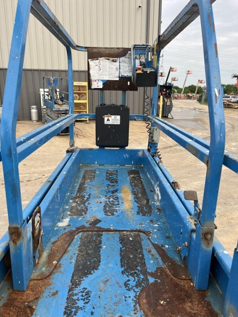 2018 Genie GS-1930