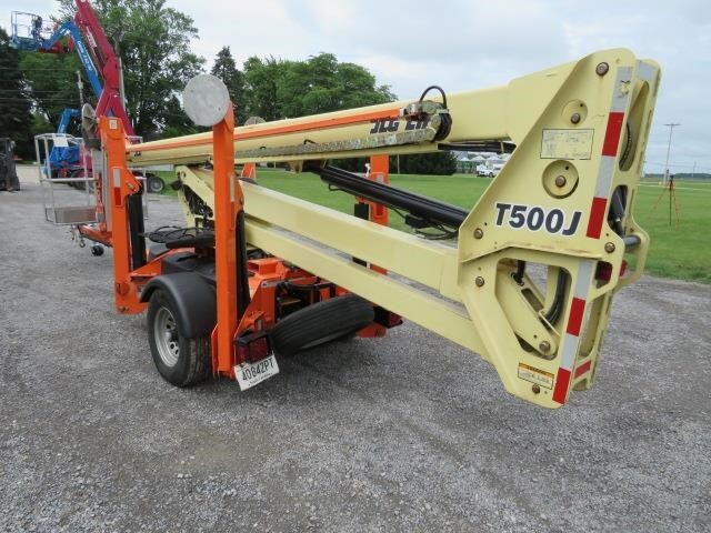 2018 JLG T500J
