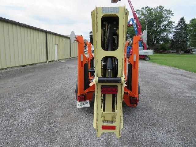 2018 JLG T500J