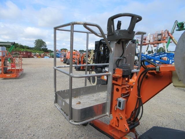 2018 JLG T350