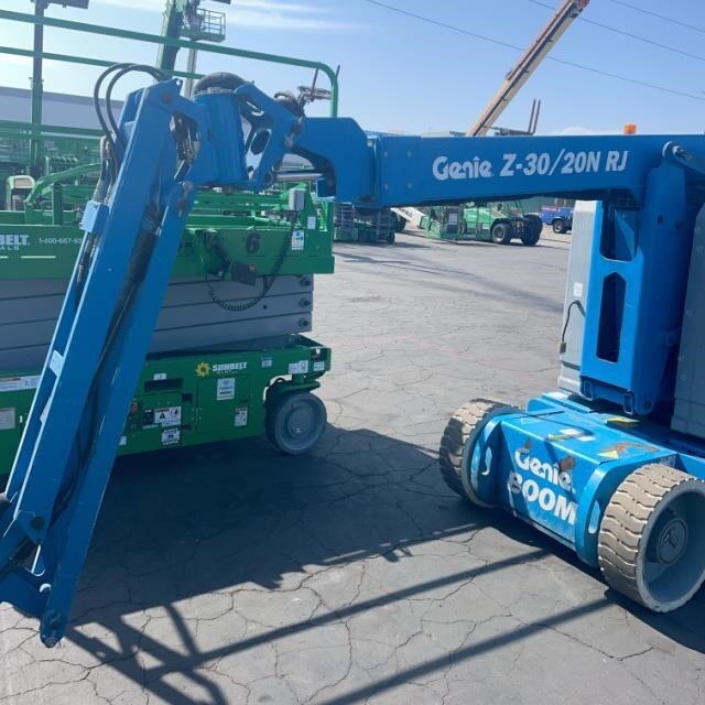 2017 Genie Z-30/20N RJ