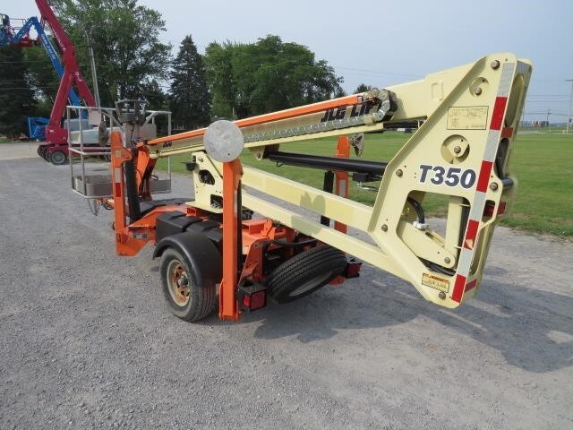 2018 JLG T350