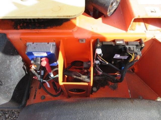 2018 JLG T350