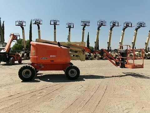 2020 JLG 450AJ