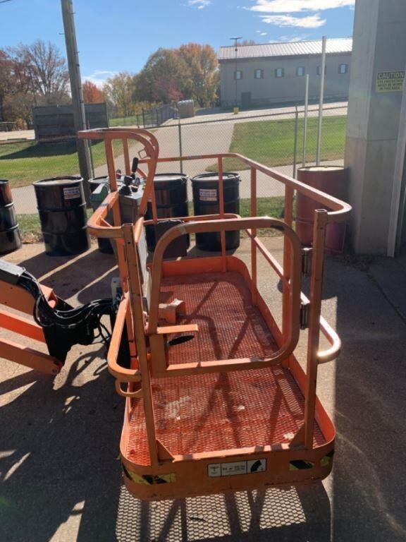 2015 JLG 660SJ Picture 5 2015 JLG 660SJ-5