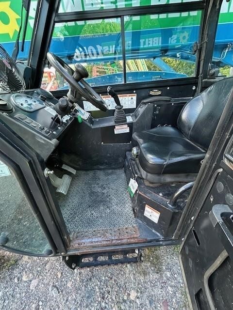 2017 Genie GTH 844 Picture 5 2017 Genie GTH 844-5