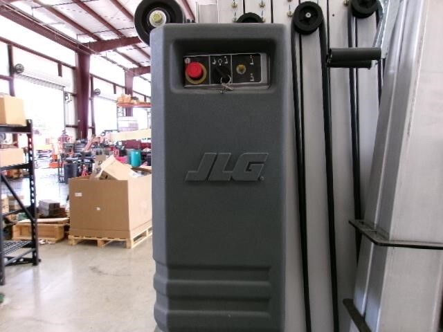 2025 JLG 30AM-19