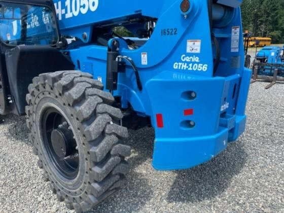 2022 Genie GTH-1056-10