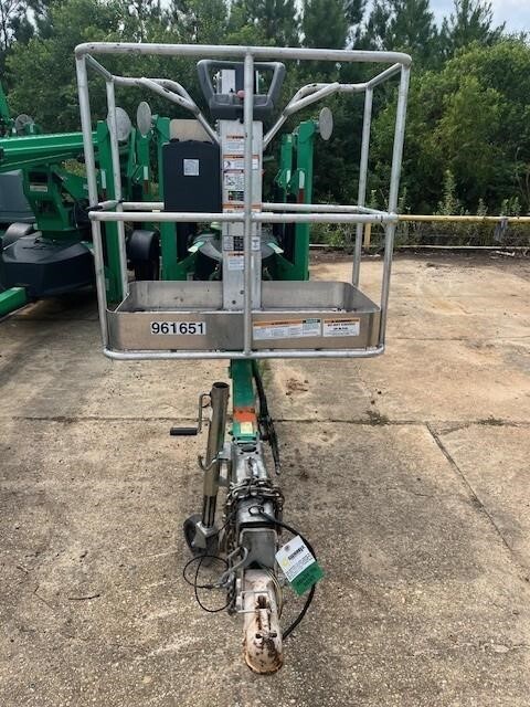 2017 JLG T500-4