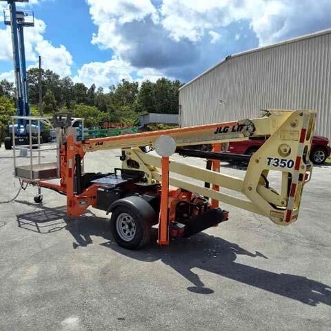 2018 JLG T350-4