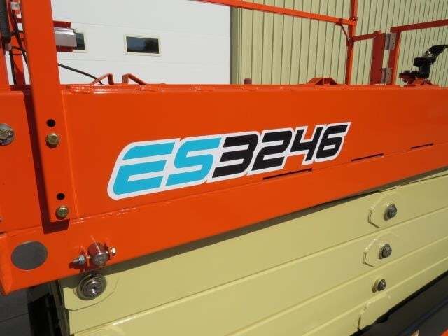 2025 JLG 3246-20