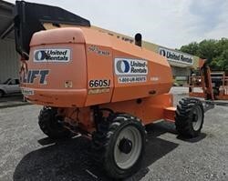 2017 JLG 600SJ-5