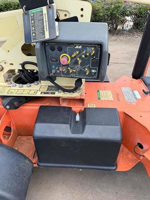 2018 JLG T350-15