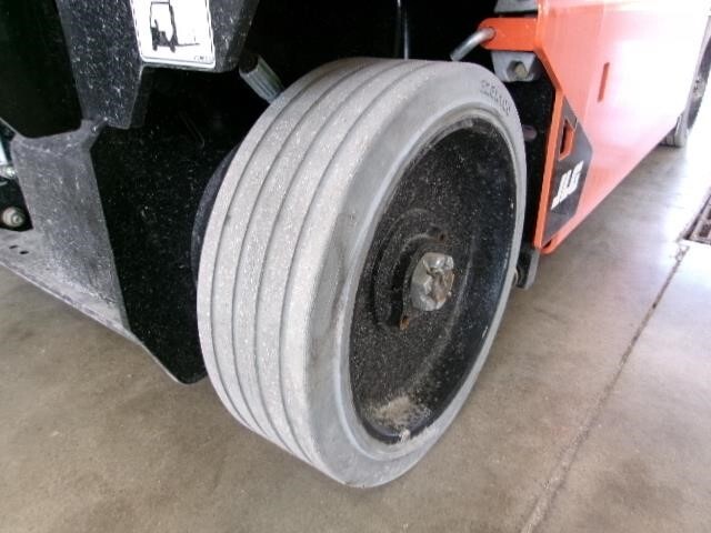 2025 JLG R1932-8