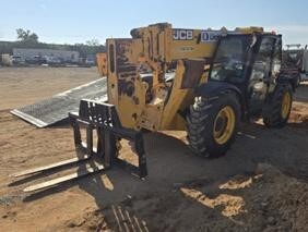 2017 JCB 510-56-1