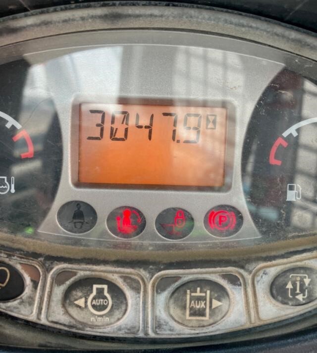 2019 Bobcat T740 Picture 5 2019 Bobcat T740-5