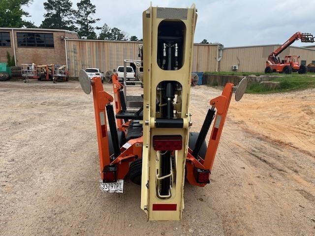 2018 JLG T350-4